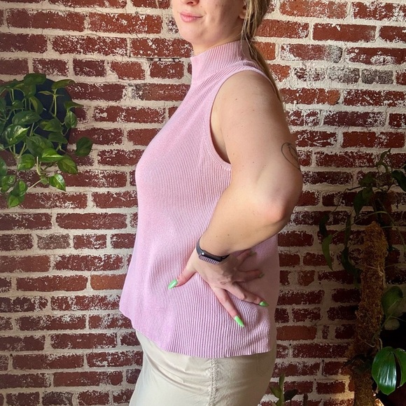 Preswick & Moore pink mock neck - Picture 2 of 6